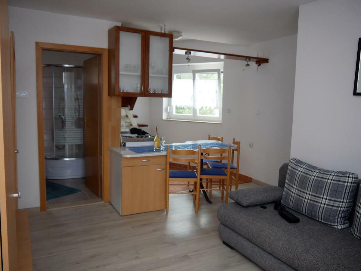 Apartment Gaga And Nia Крк Екстер'єр фото